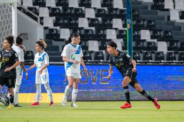 لقاء الشباب والهلال بالدوري الممتاز للسيدات