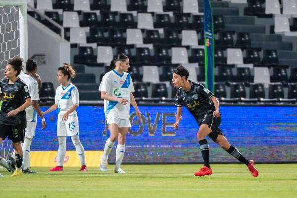 لقاء الشباب والهلال بالدوري الممتاز للسيدات