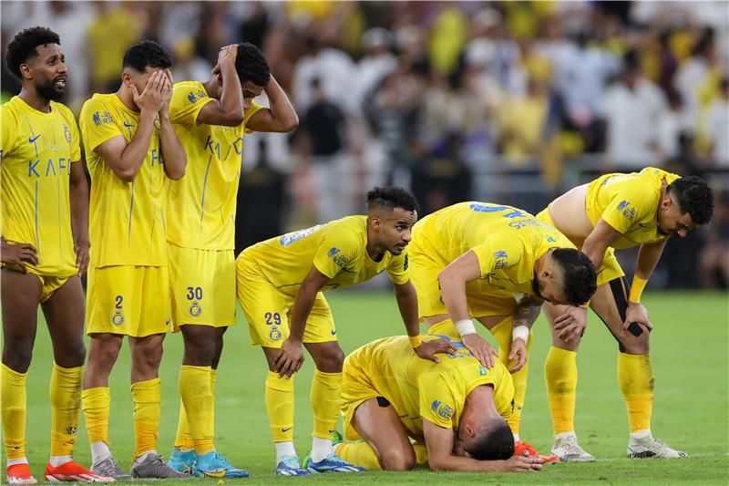 لاعبو النصر السعودي
