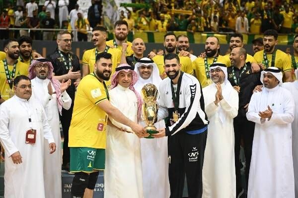 من مراسم التتويج