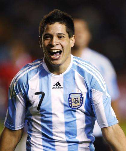 2011-02-042011-02-04t014805z_01_aqp48_rtridsp_3_soccer-latam_reuters