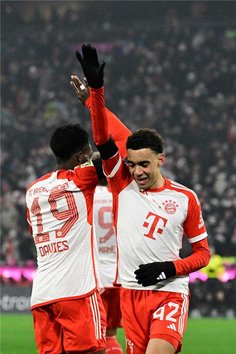 موسيالا وديفيز