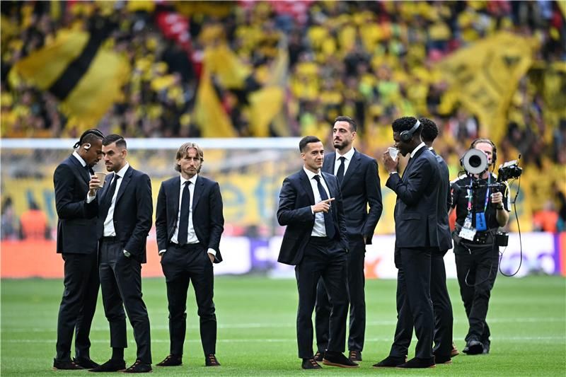 خوسيلو بين لاعبي ريال مدريد