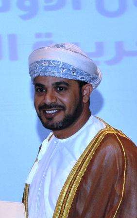 هلال بن علي السناني الامين العام للجنة الاولمبية العمانية