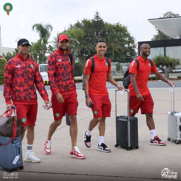 من وصول اللاعبين