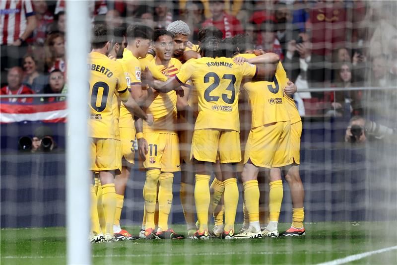 لاعبو برشلونة