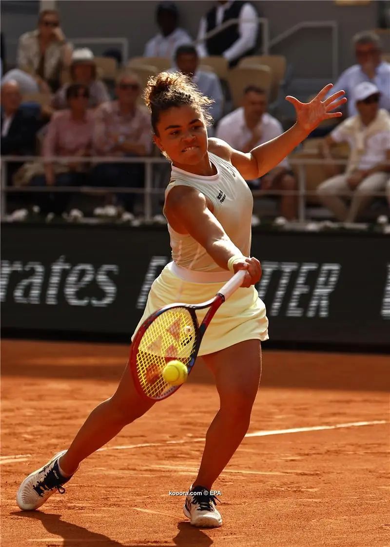 ?i=epa%2ftennis%2f2024-06%2f2024-06-06-11393774_epa