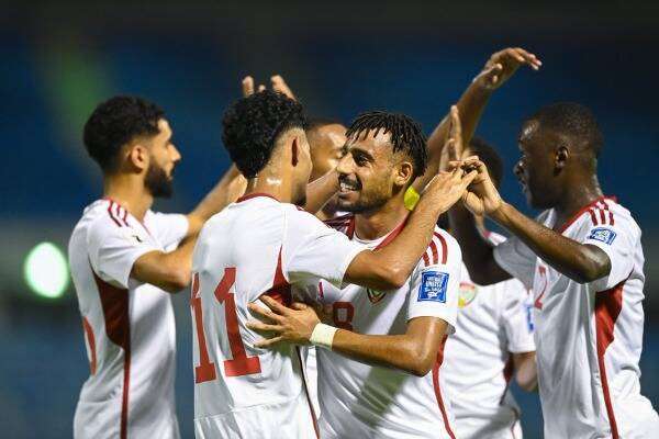 فرحة لاعبي الإمارات