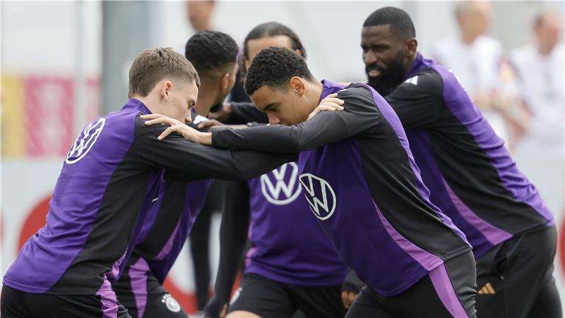 من مران المنتخب الألماني