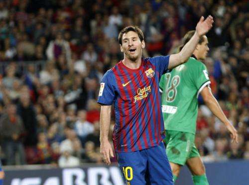 2011-10-15t201149z_01_bar15_rtridsp_3_soccer-spain_reuters