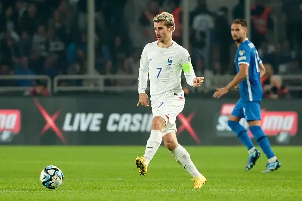 ?i=mhmed_aziz%2fno_logo%2fantoine+griezmann