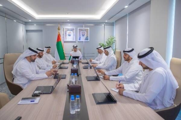 من الاجتماع