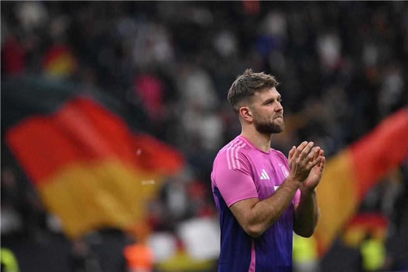 نيكلاس فولكروج