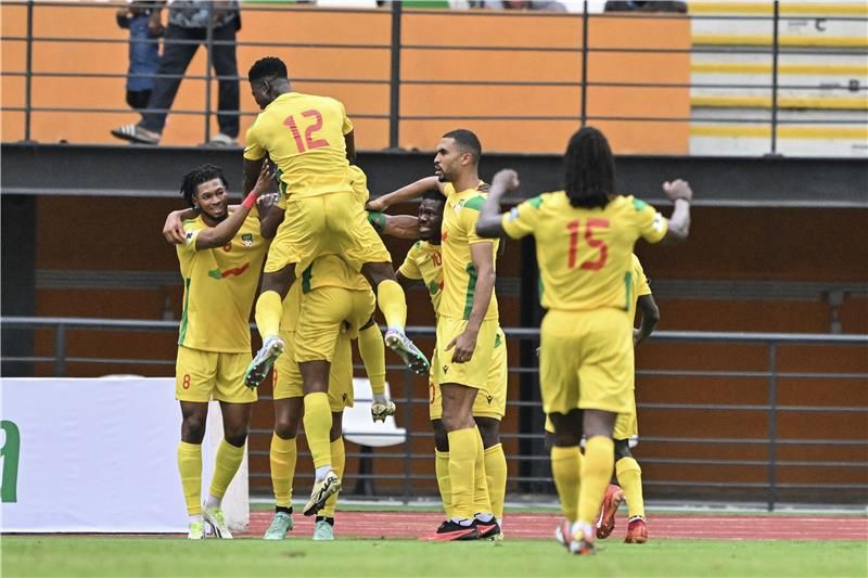 لاعبو منتخب بنين