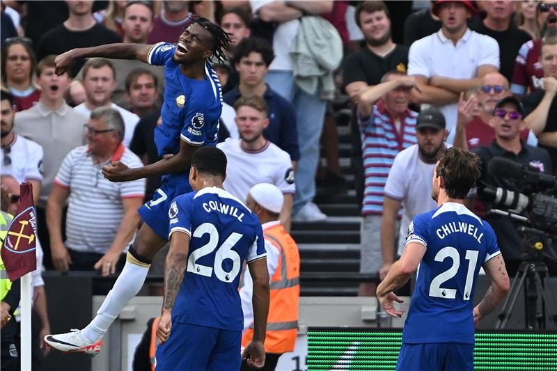 لاعبو تشيلسي