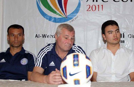 مدرب ناساف دومنيكو في المؤتمر الصحفي