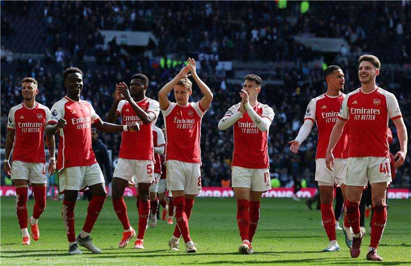 لاعبو آرسنال