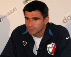 رادوفان شورتشيتش المدرب المؤقت لصربيا