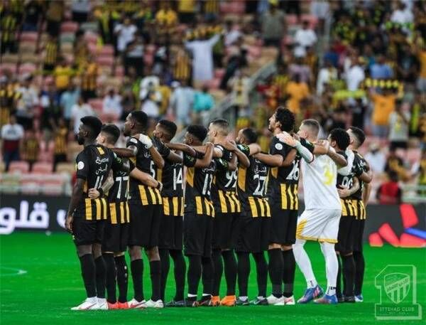 لاعبو اتحاد جدة