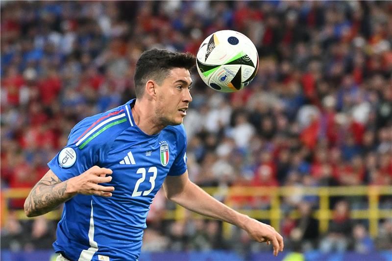 أليساندرو باستوني