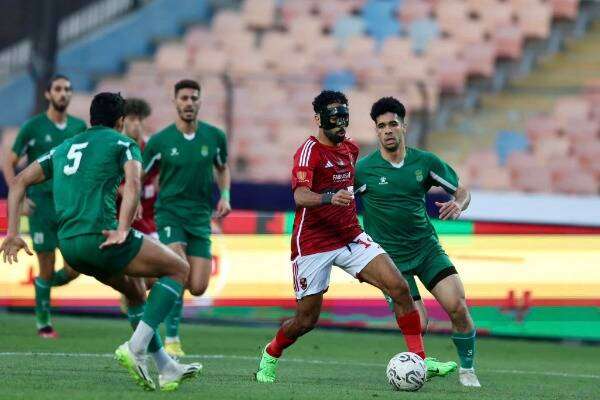 لقاء سابق بين الفريقين