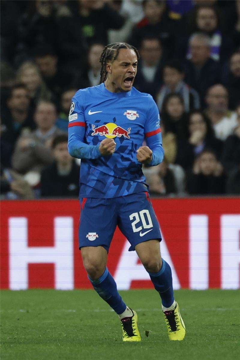 تشافي سيمونز