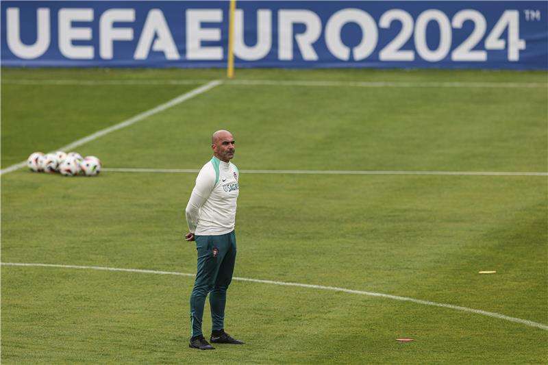 روبرتو مارتينيز