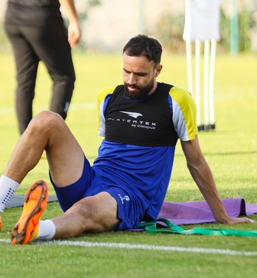 حمدي النقاز