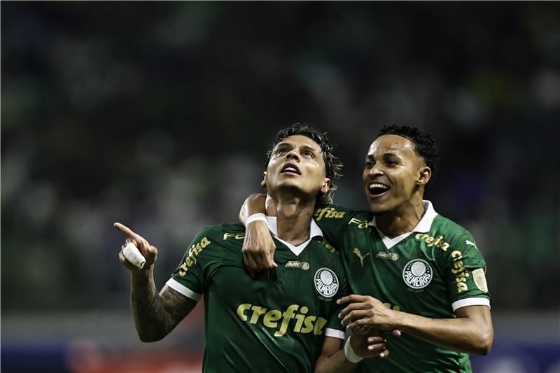 لاعبو بالميراس