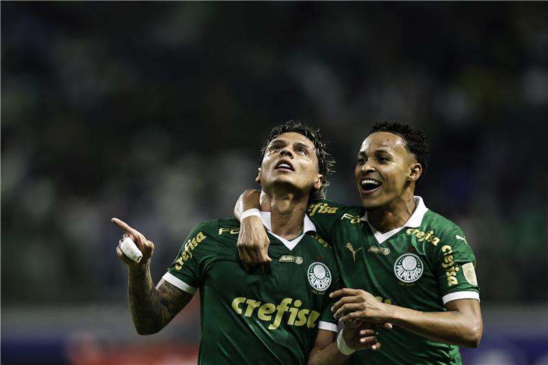 لاعبو بالميراس