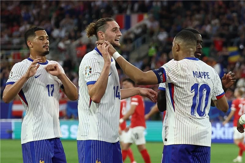 ويليام ساليبا ورابيو ومبابي