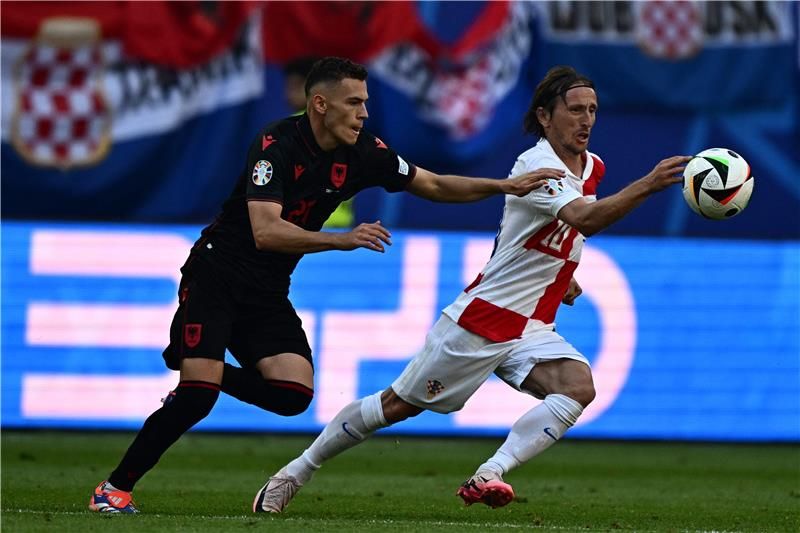 مودريتش وأصلاني