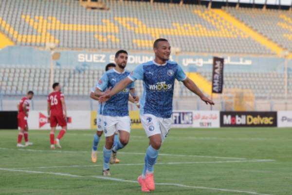 لاعبو بيراميدز