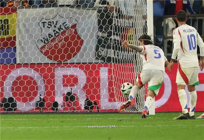 ?i=epa%2fsoccer%2f2024-06%2f2024-06-20%2f2024-06-20-11426731_epa