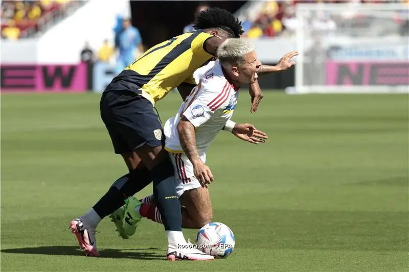 ?i=epa%2fsoccer%2f2024-06%2f2024-06-23%2f2024-06-23-11431633_epa