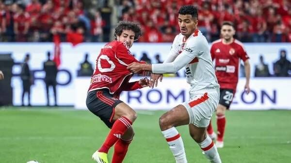 من مباراة سابقة بين الفريقين