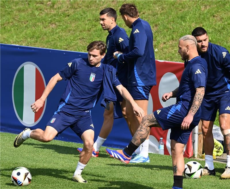 من تدريبات المنتخب الايطالي