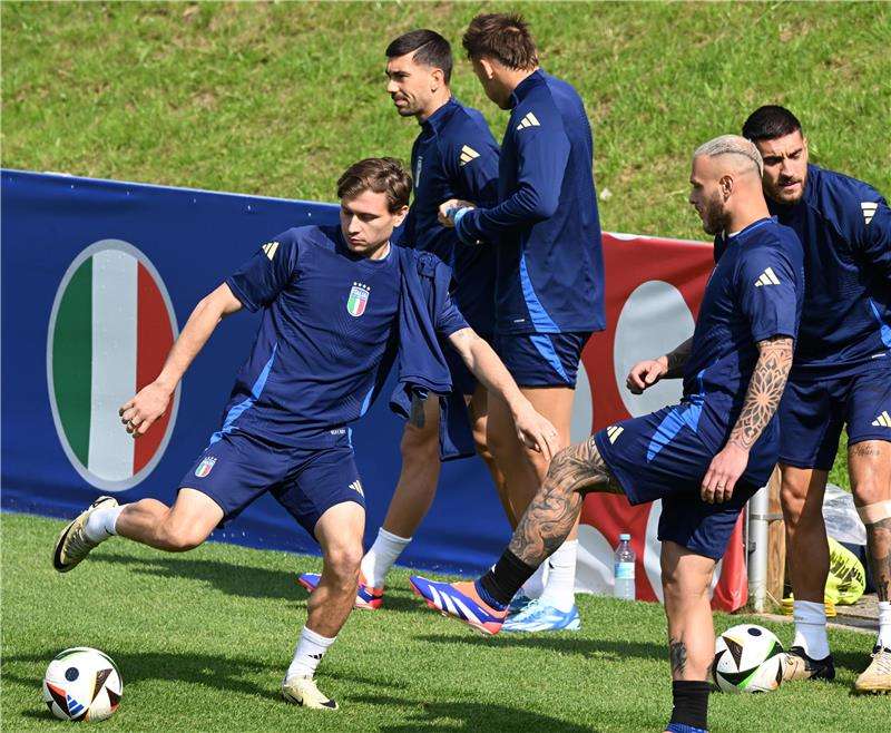 من تدريبات المنتخب الايطالي