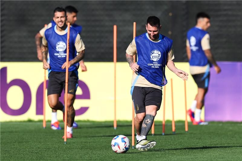 ليونيل ميسي