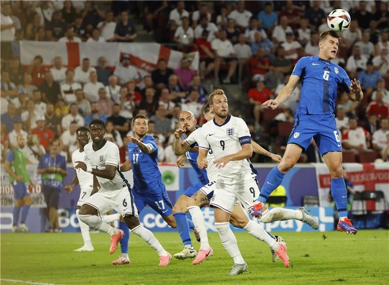 من المواجهة