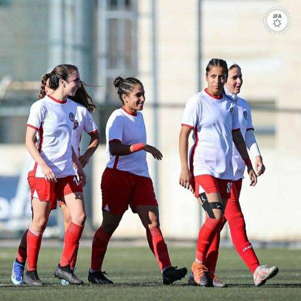 لاعبات نادي الاتحاد الأردني