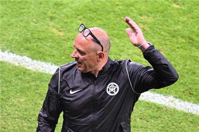 فرانشيسكو كالزونا