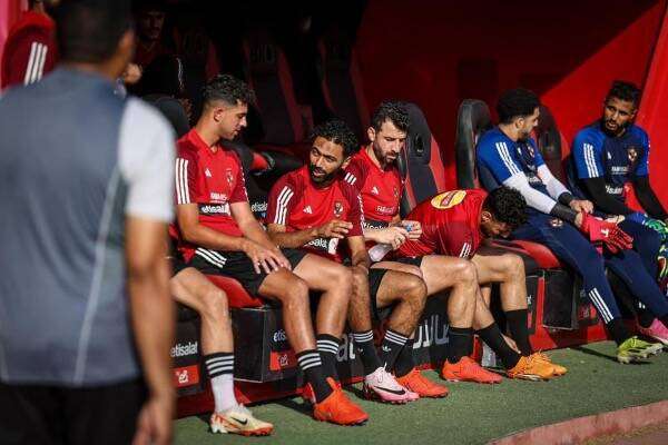 لاعبو الأهلي