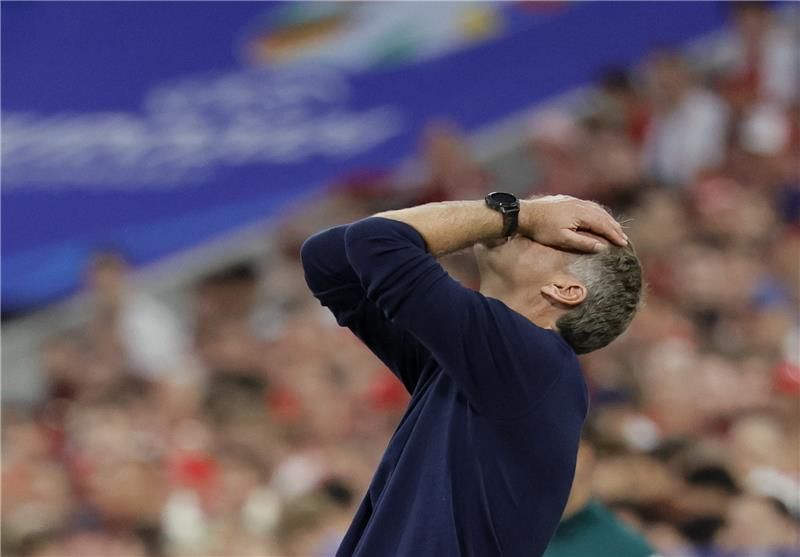 كاسبر هيولماند مدرب الدنمارك