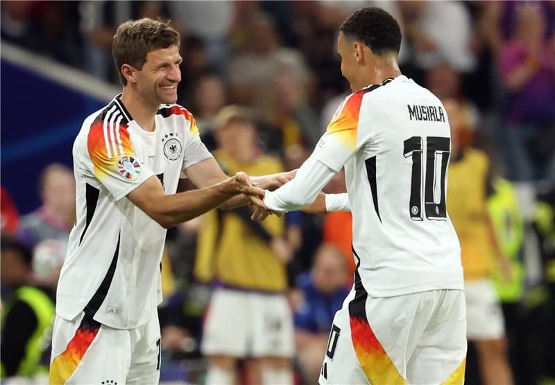 جمال موسيالا ومولر