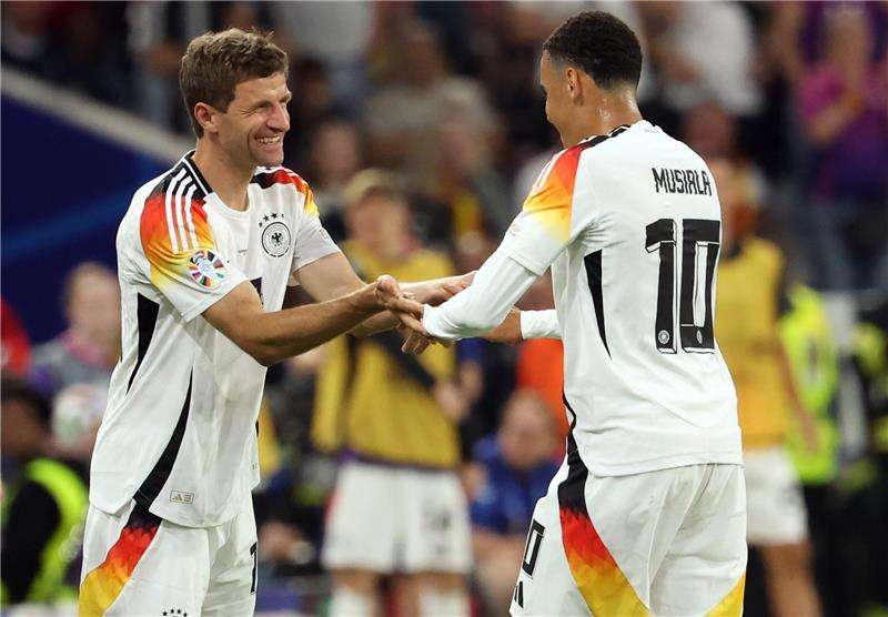 جمال موسيالا ومولر