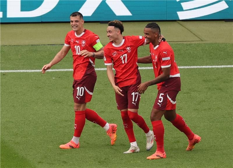 لاعبو منتخب سويسرا