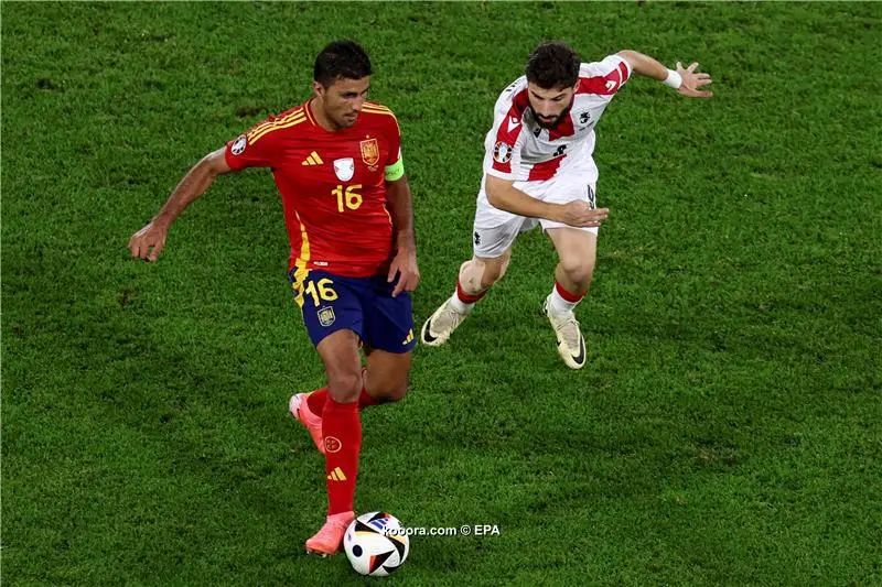 ?i=epa%2fsoccer%2f2024-06%2f2024-06-30%2f2024-06-30-11448880_epa