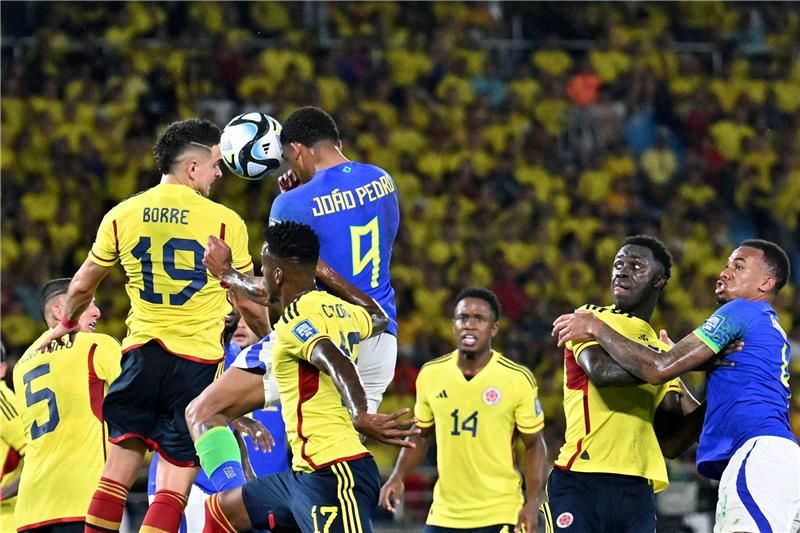 لقاء سابق بين المنتخبين