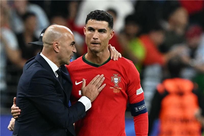 روبرتو مارتينيز وكريستيانو رونالدو